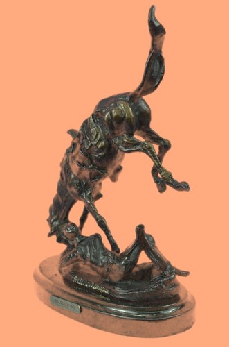 LÉGENDES en BRONZE WICKED PONY par FREDERIC REMINGTON 2024 base marbre cowboy cheval