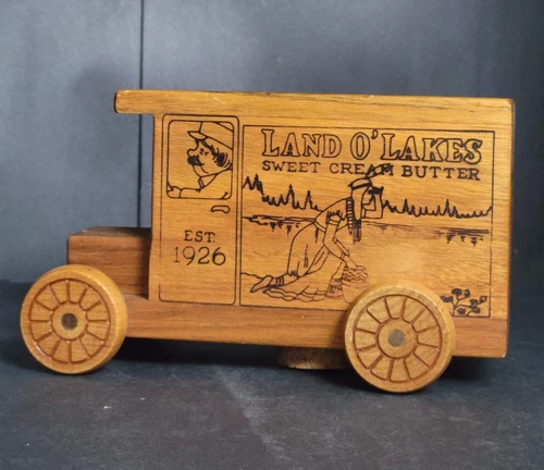 Vintage 1979 Toystalgia Rolling Wooden Land O'Lakes Coin Bank Truck Rolling Toy