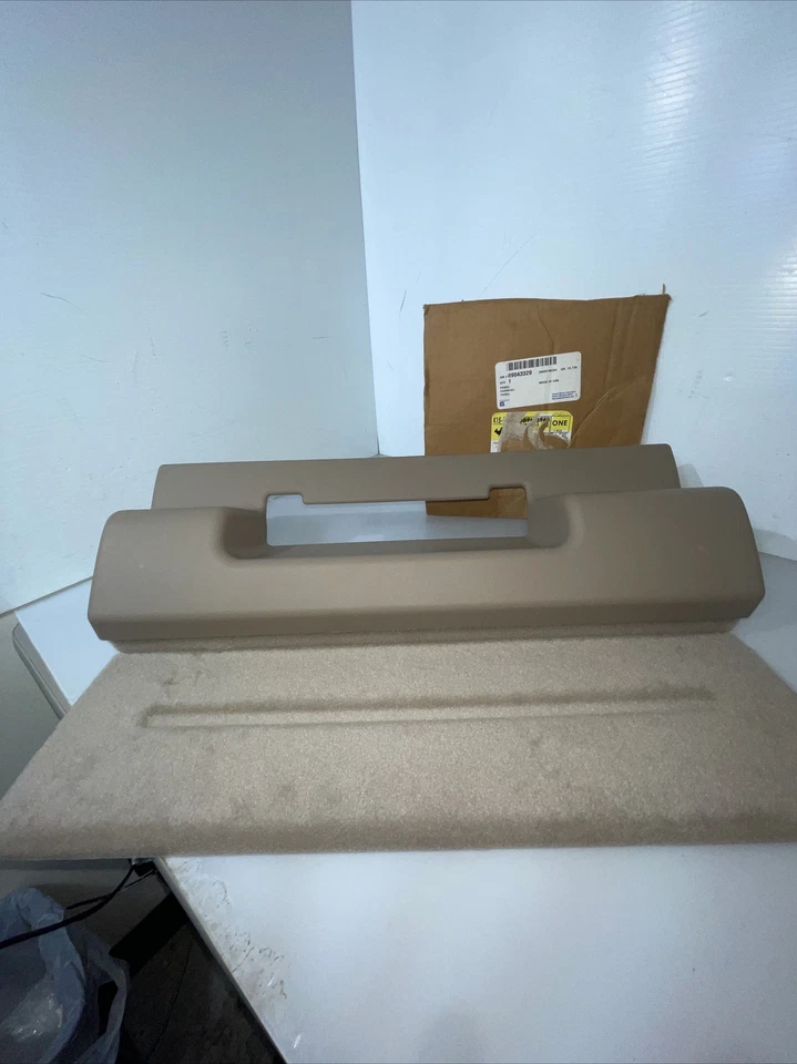 ПАНЕЛЬ НАПОЛНИТЕЛЯ 3-й ряд сиденья GM 89043329 справа OEM отделка Chevy Pontiac Buick новый - Изображение 3 из 4