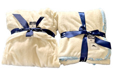 Tommy Bahama Plush Bath Robe and Blanket Set - Unisex - One Size - White - NWT