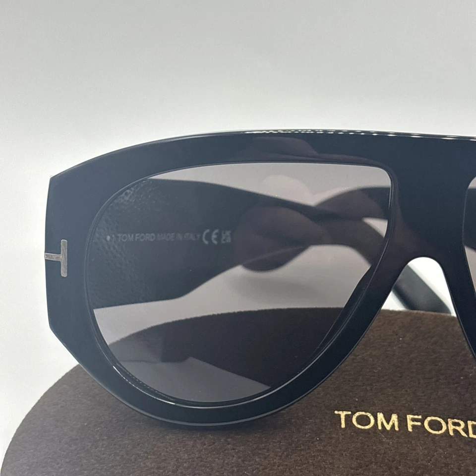 NEW Tom Ford FT 1044 Bronson Sunglasses 01A Shiny Black 100% AUTHENTIC With Case - Image 3 of 4