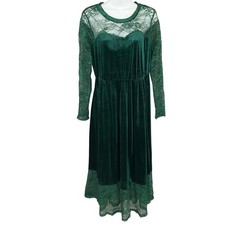 BloomChic Black Velvet & Lace Bell-Sleeve Gothic Maxi Dress — listing 3