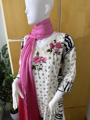 2 teiliger Marken Khadi Agha Noor Anzug Seide rosa gebraucht 