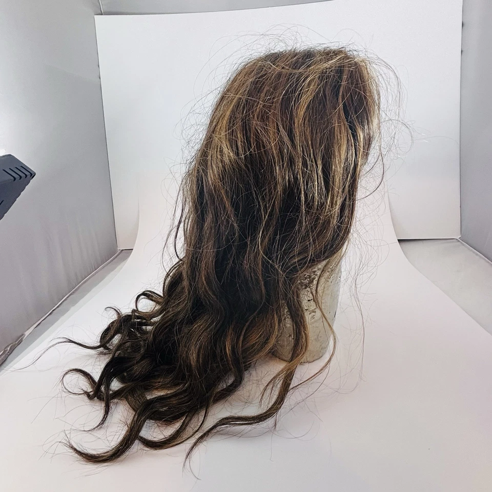 Peluca monofilamento frontal de encaje Jon Renau Sarah gorra grande, color trufa caramelo 5718 Foto 4 de 4