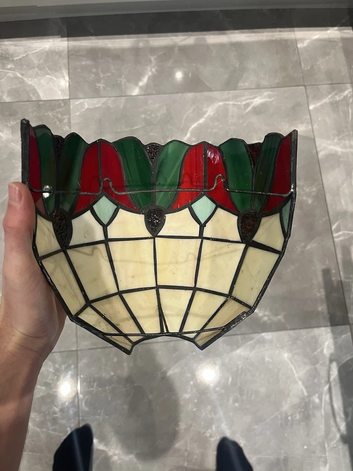Tiffany Style Wall Light Stained Glass Shade - Image 4 of 4