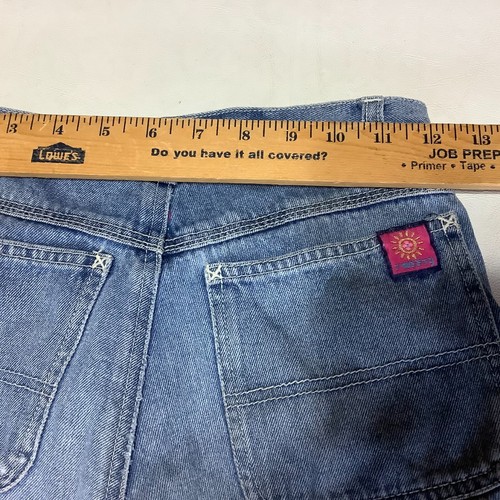 Vintage Girls Shorts Jean Denim Looney Tunes Tweety Bird Size 10 Y2K 90s - Picture 7 of 8