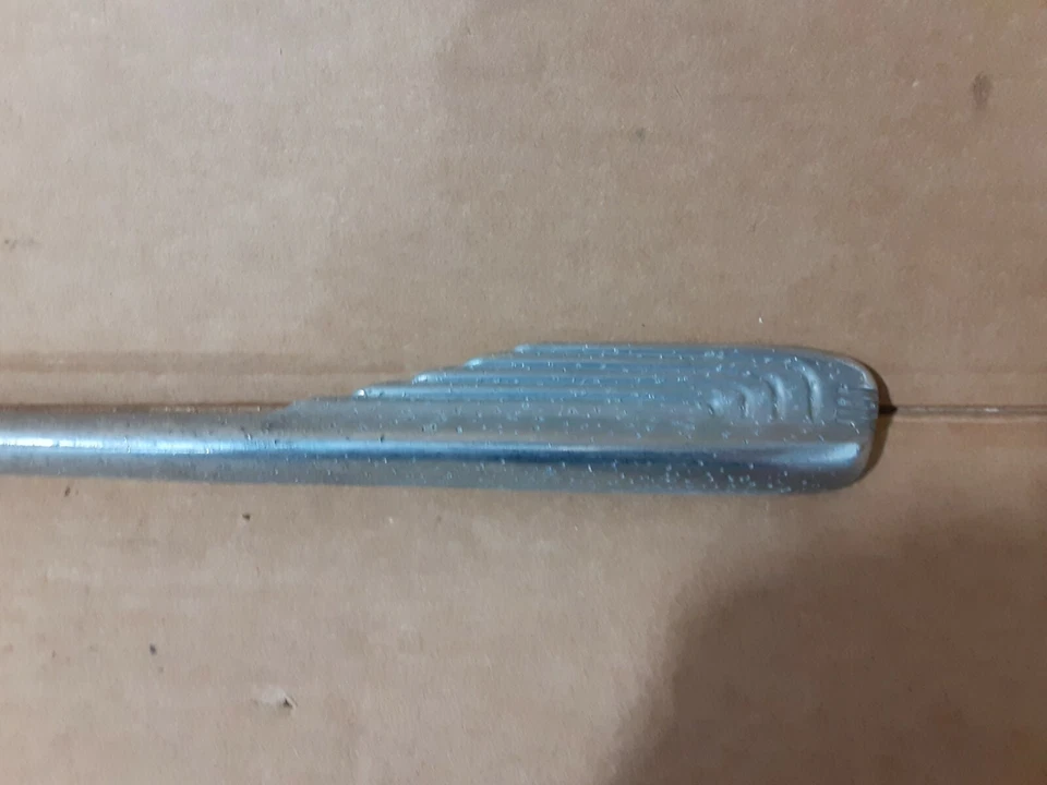 Guardabarros delantero derecho Studebaker 1941 moldura de lujo Foto 2 de 4