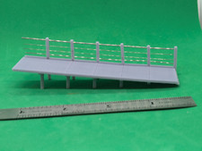 00 gauge trestle platform right ramp section