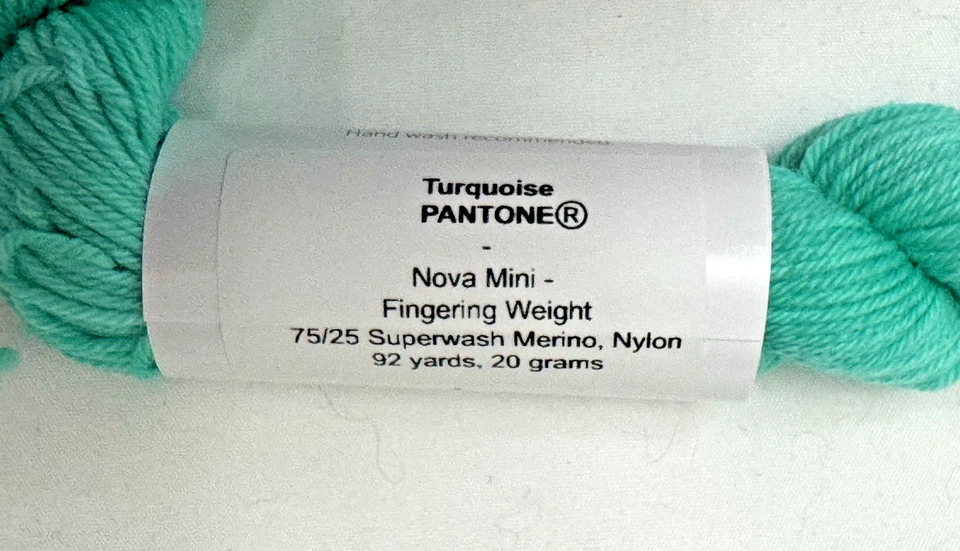 INDIE DYER MINIS - 4 Hermosas Madejas VERDES - AQUA - ¡Encantadoras de ver! Foto 3 de 4