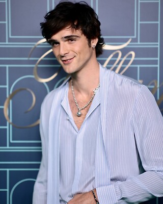 JACOB ELORDI 8x10 PHOTO