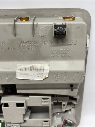 13-20 OEM Nissan Sentra Pathfinder Altima Dome Light Overhead Console NO SUNROOF - Picture 7 of 8