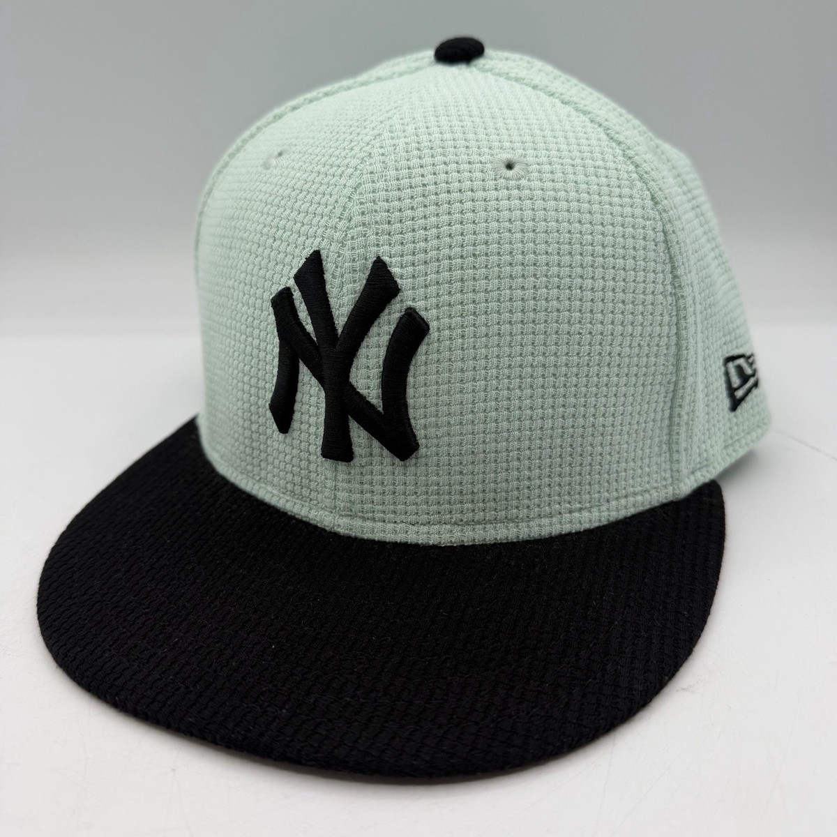 New Era 59Fifty New York Yankees Hat Cap Sz 7 5/8 Mint Black