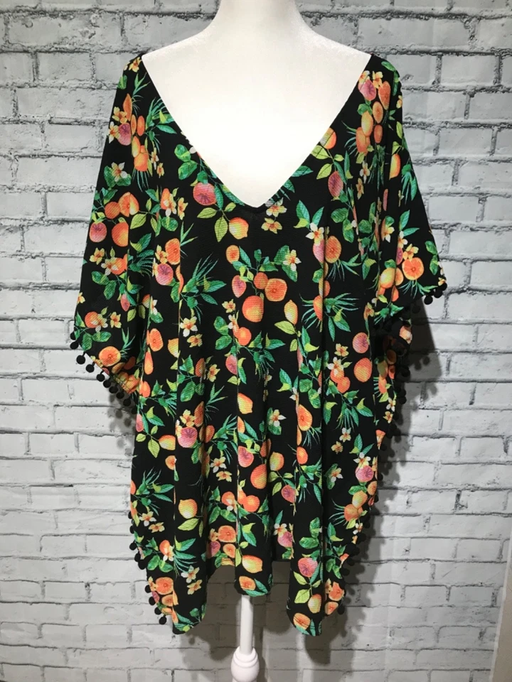 Xhilaration, L, Negro Estampado Floral Manga Corta con Pompones, Cubierta de Natación, Tropical Foto 2 de 4