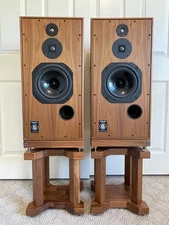 Harbeth SHL5+ 40th Anniv. Speakers Walnut Pair   w/ HI-FI Rock Limited Stands