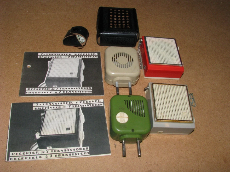 2 Stück Cosmos-M ( UDSSR ) Zubehör - Bild 2 von 4