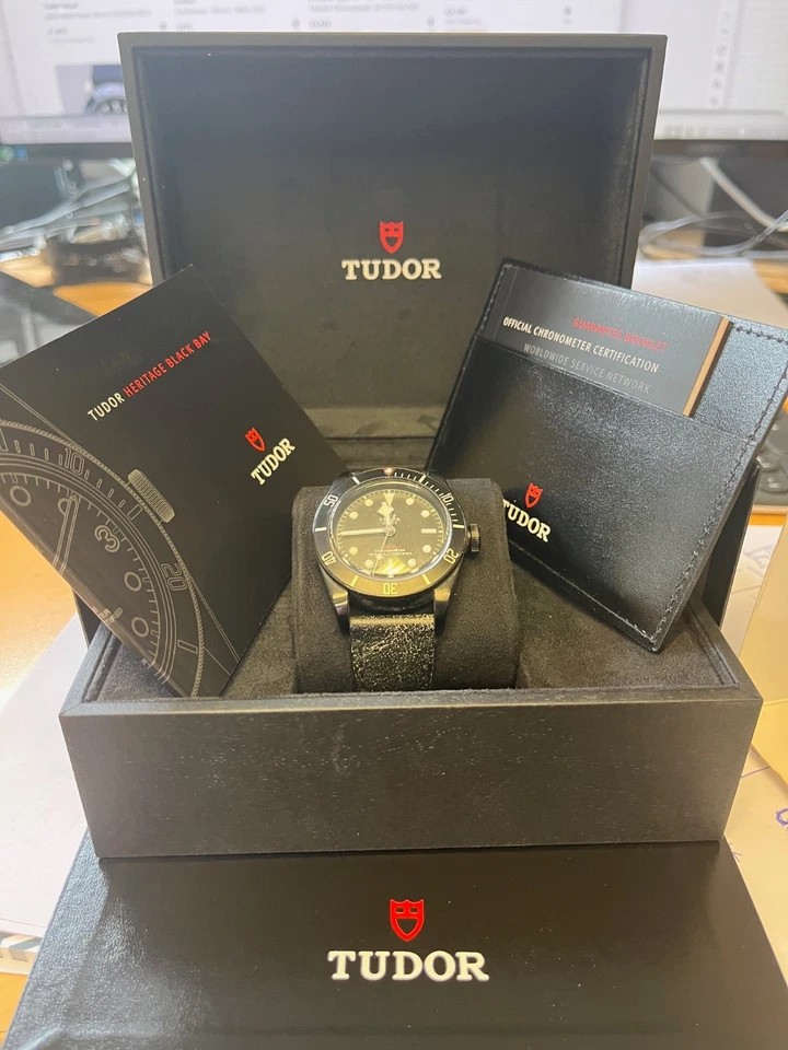 TUDOR Black Bay Men's Black Watch - 79230DK, photo 1 of 5