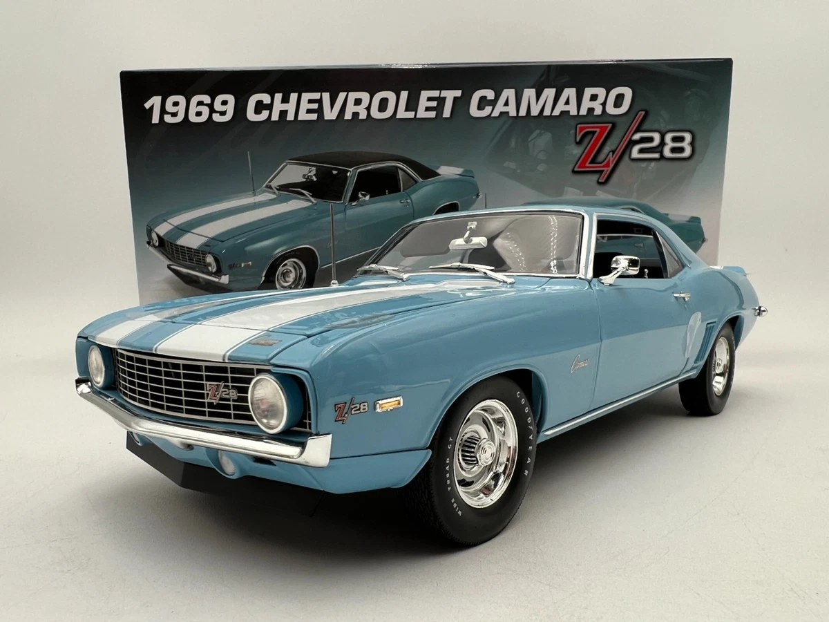 Chevrolet Camaro 1:18 Scale 1969 Vehicle Year Contemporary