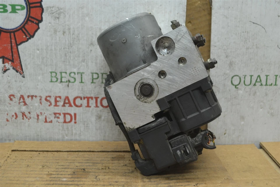 2002-04 Mitsubishi Diamante ABS Brake Pump Control MR906631 Module 40-8C5 - Image 3 of 4