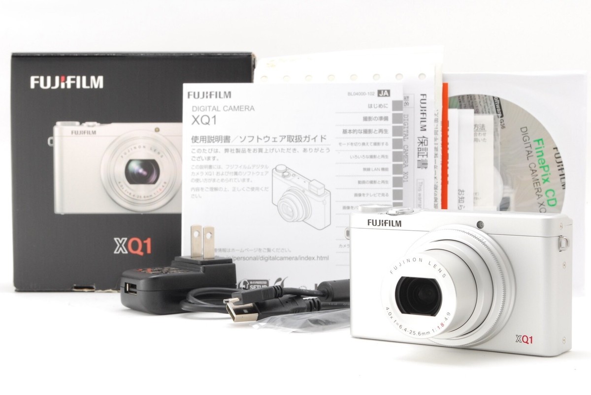 美品used】Fujifilm XQ1 シルバー Wi-Fi機能付き 【公式通販】