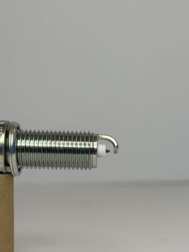 ** 4 PACK ** NGK 91187 LKAR6AIX-11 Iridium IX Spark Plug Polaris Suzuki NEW - Picture 3 of 7