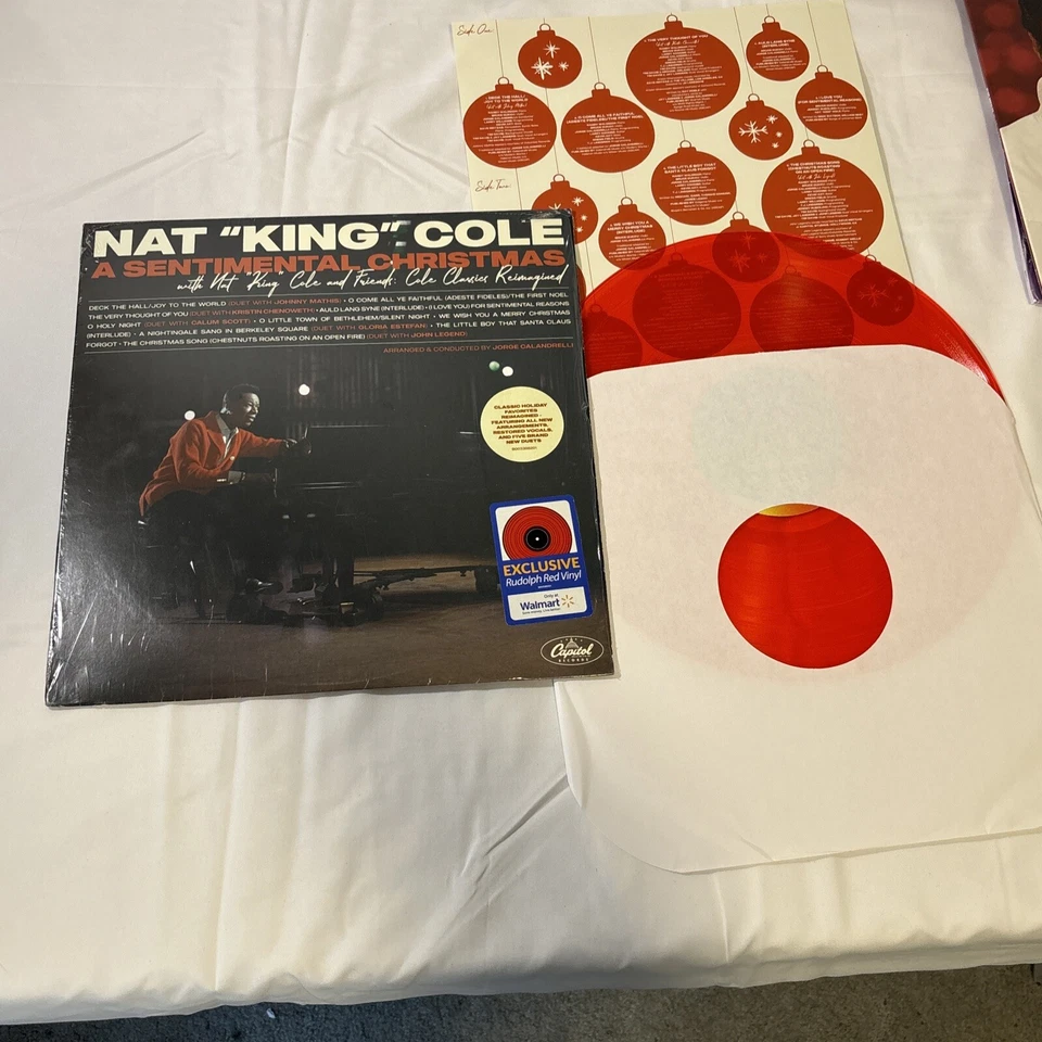 Lot Of 5 Christmas Records Elvis Presley, Bing Cosby, Nat King Cole & More - Image 2 of 4