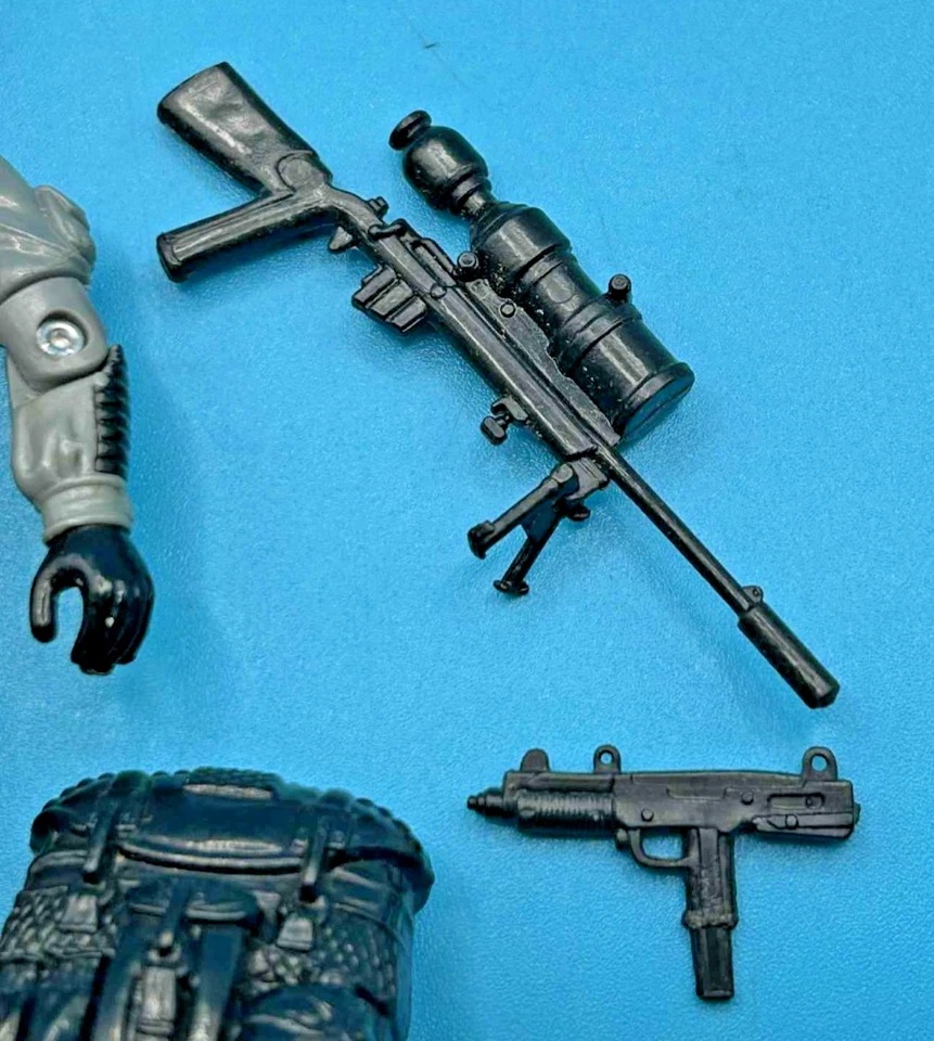 Baja luz v1 100% completo G.I. Figura de acción Hasbro Joe 1986 vintage con tarjeta Foto 4 de 4