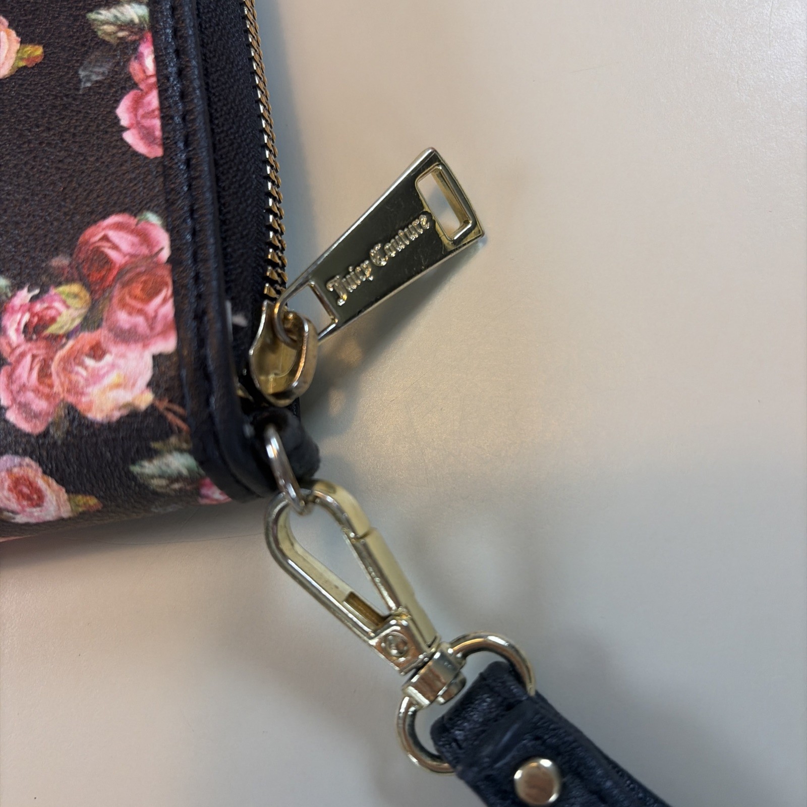 Juicy Couture Wallet Floral Black Pink Roses Multiple Compartments Wristlet image 5