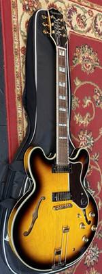 Epiphone Sheraton Semi-hollowbody Electric Guitar - Vintage Sunburst