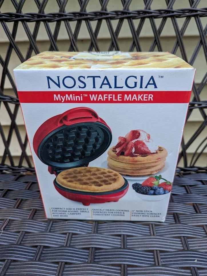 *NEW* Red Nostalgia MyMini Waffle Maker – 5” Non-Stick Small Compact Waffle Iron