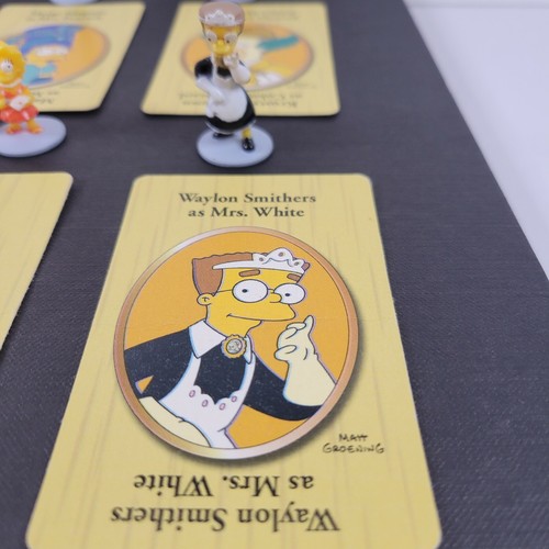 The Simpsons Clue Board Game Replacement Pieces 6 Figures W/Cards 2nd Edition 02 - Picture 7 of 11