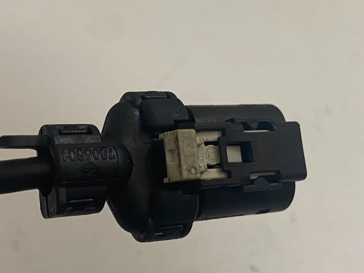 Genuine BMW Engine Wiring Loom Harness Plug Connector 7804190-04 