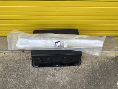 Genuine 2018-2023 Volvo XC60 Right Front Side Molding 39845914 | eBay
