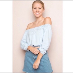 brandy melville peasant top