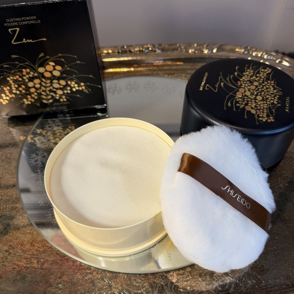 Collectible Vintage SHISEIDO Pressed Fancy Powder Box w/Puff ZEN