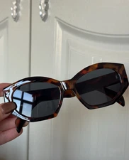 Céline Arc de Triomphe Sunglasses Coral & Gold CL40238U. Free Express Shipping