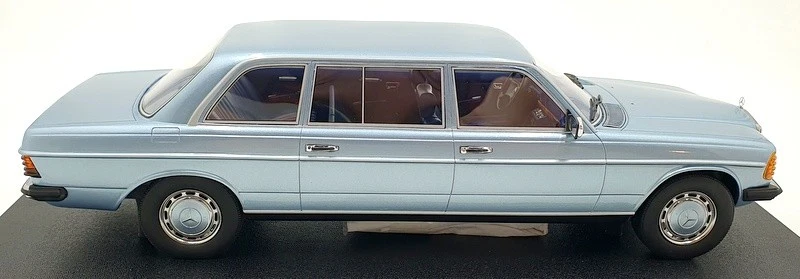 Cult 1/18 Scale Resin CML005-2 - Mercedes Benz V123 Lang Diamond Blue Met - Image 4 of 4