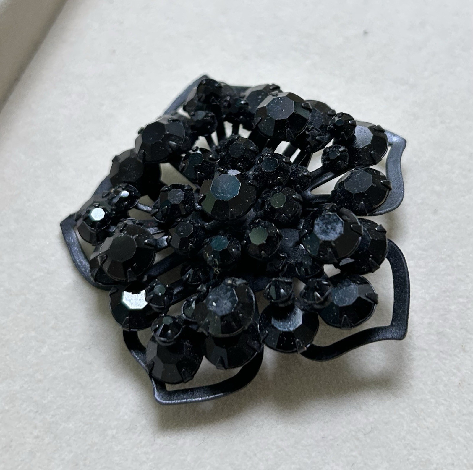 Large Black Unsigned Pentagonal Rhinestone Brooch… - image 4