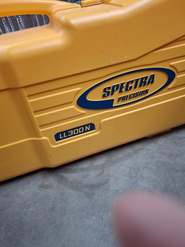Spectra LL300N Laser Level