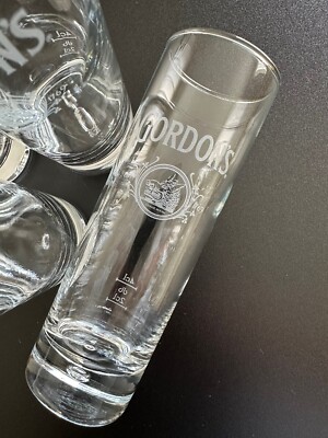 6 Gordon's (R) Glas Gläser     schmal - gerade Form - 2cl 4cl Maßeinheit