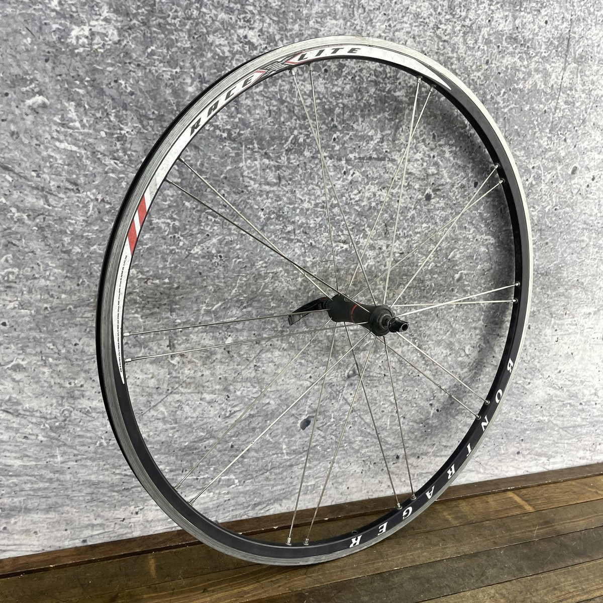 Bontrager Race Lite 700C Front Wheel 20h Bladed QR Road Bike Made