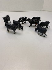 Bachmann Scenescapes Cows Black/White 6 - O Scale Model Railroad Figure