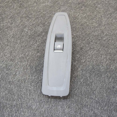 BMW 4 Coupé Fensterheber vorn links Türschalter F82 M4 9208107 2018 RHD