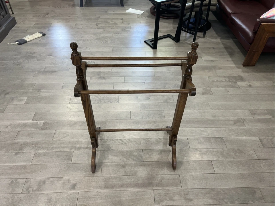 Blanket/Quilt/Towel Rack Solid Oak with Brass Hardware - Image 4 of 4