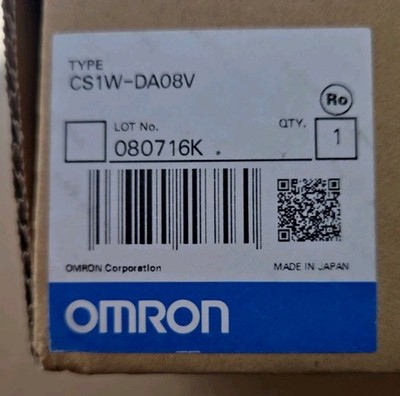 OMRON CS1W-DA08V  D/A Unit                        