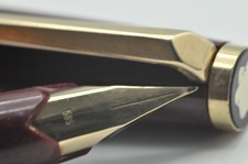 Vintage Montblanc 221 Fountain Pen 14K Fine Nib Borgundy Very Good+ W10010
