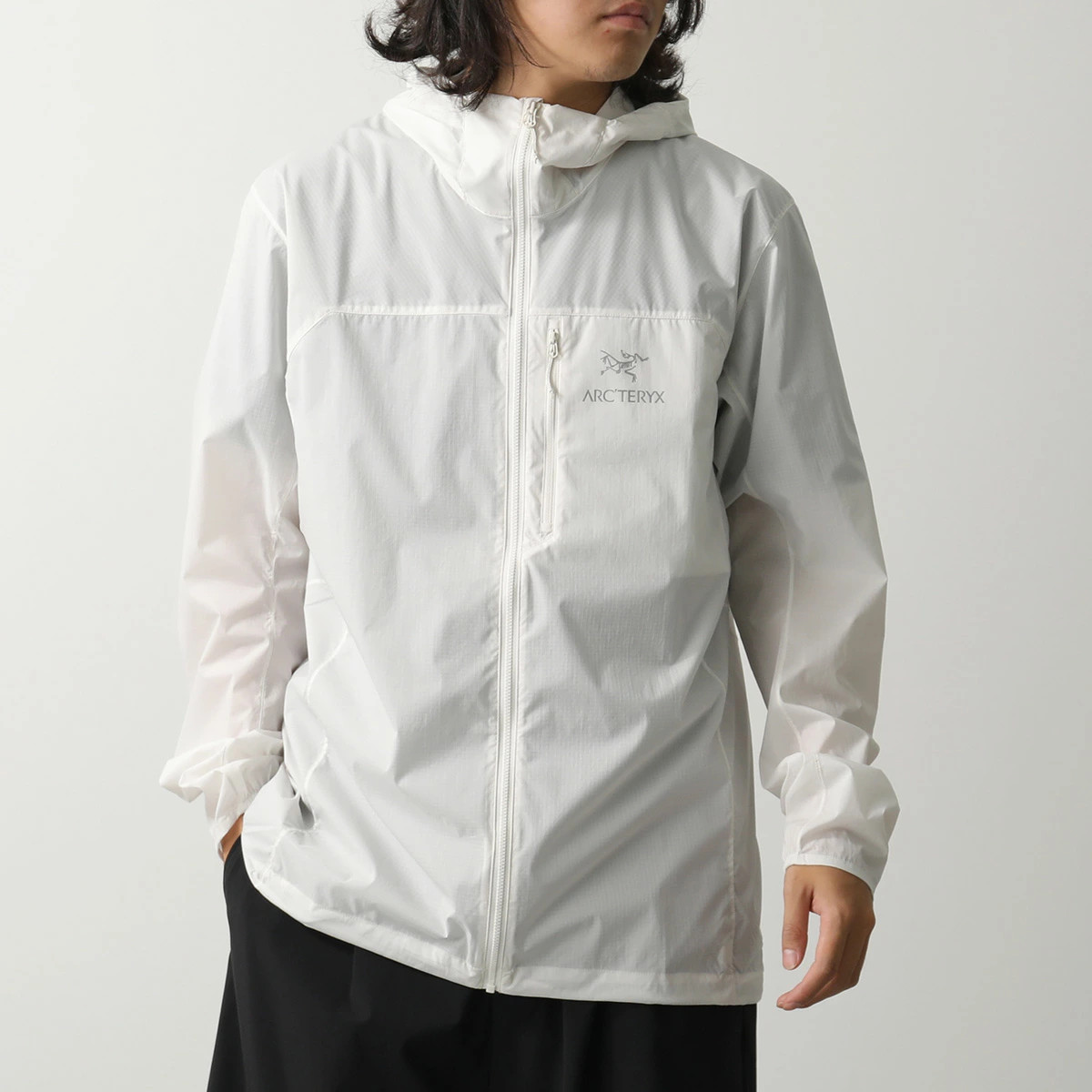 ARCTERYX Squamish Hoody Lightweight Nylon Windshell Jacket for Men white only