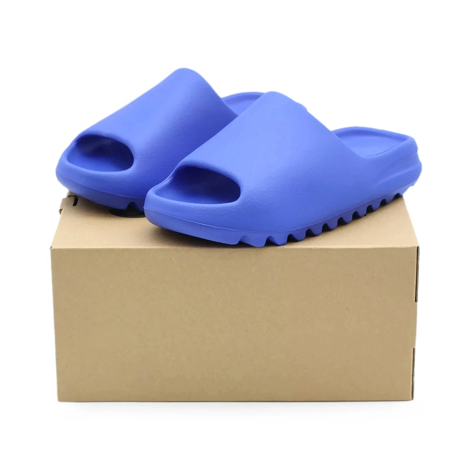 ID4133 adidas Yeezy Slide Azure Cobalt Royal Blue Sapphire Indigo Marine (uomo)