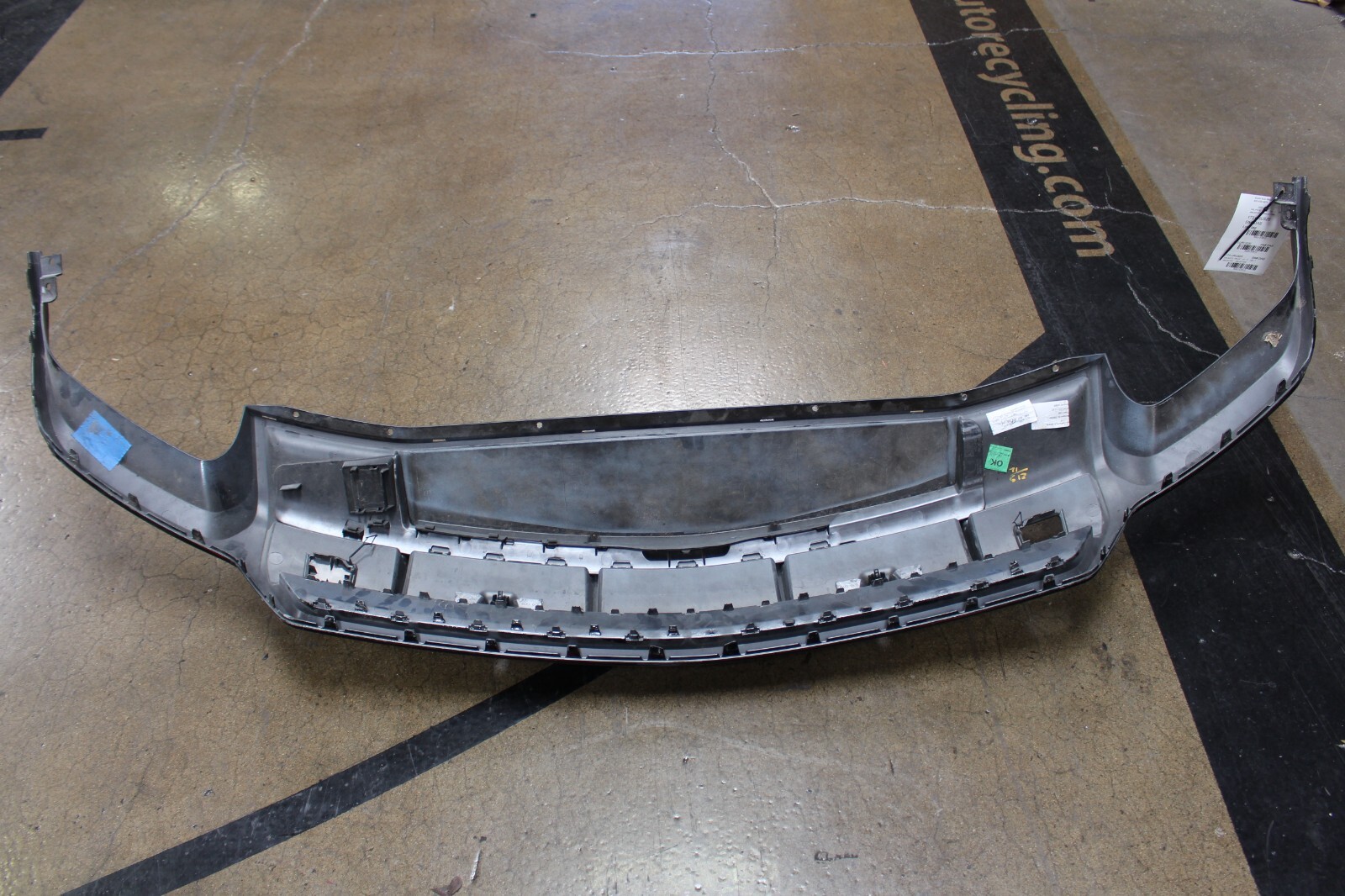 Lamborghini Urus, Rear Valance, Used, P/N 4ML807301, 4ML807568