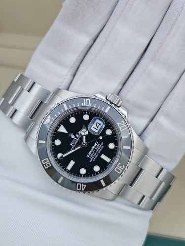 Rolex Submariner Black Watch 41mm - Ref 126610LN 2022 Full Set - Picture 3 of 16