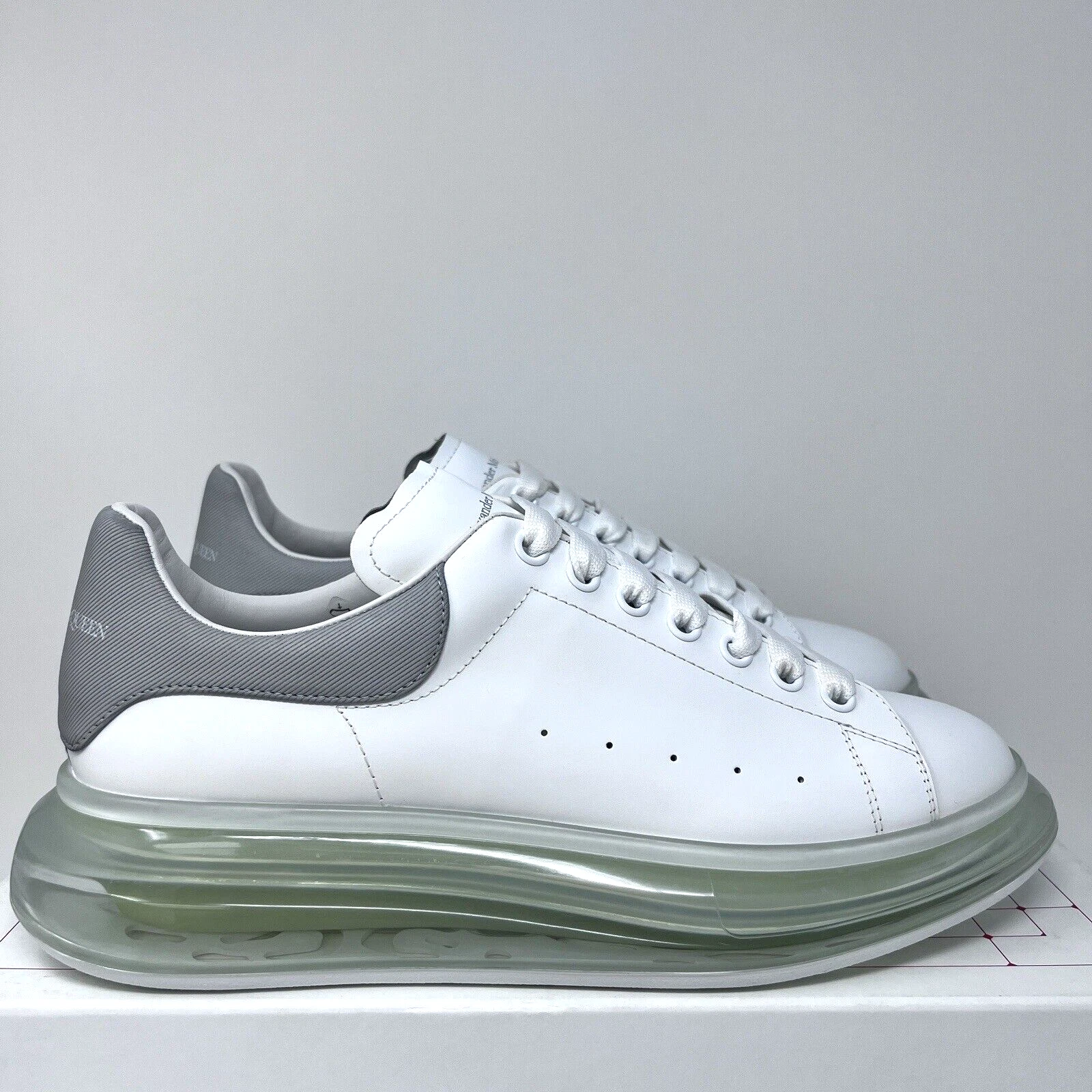 Alexander McQueen — Alexander McQueen Men's Leather Sneakers Size 11 US/44 EU White Silve Clear Sole
